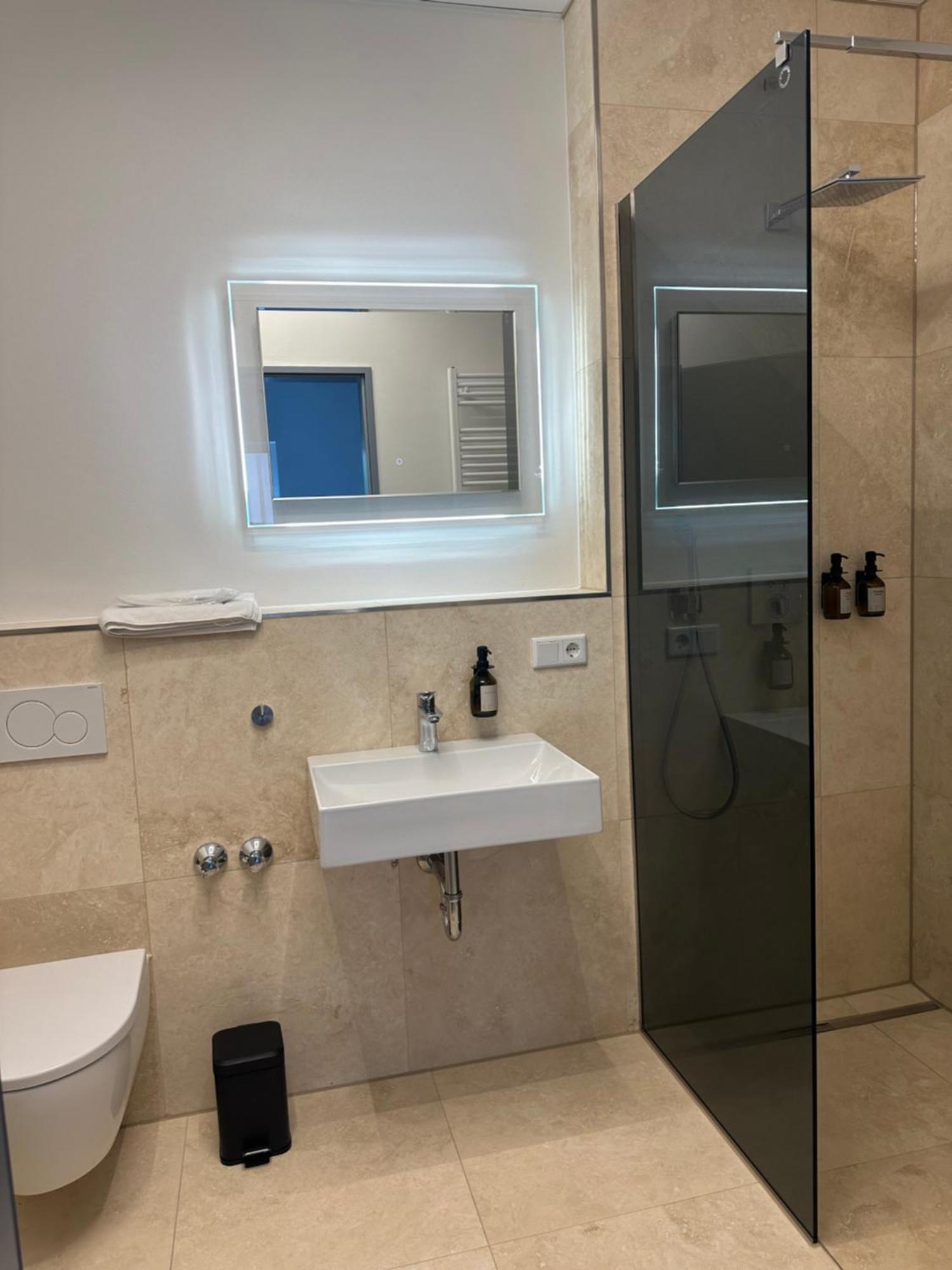 Akropolis Hotel Nuremberg Extérieur photo